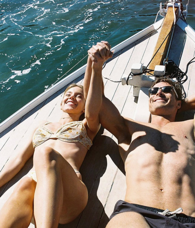 Sydney & Glen Premiere ‘Anyone But You’